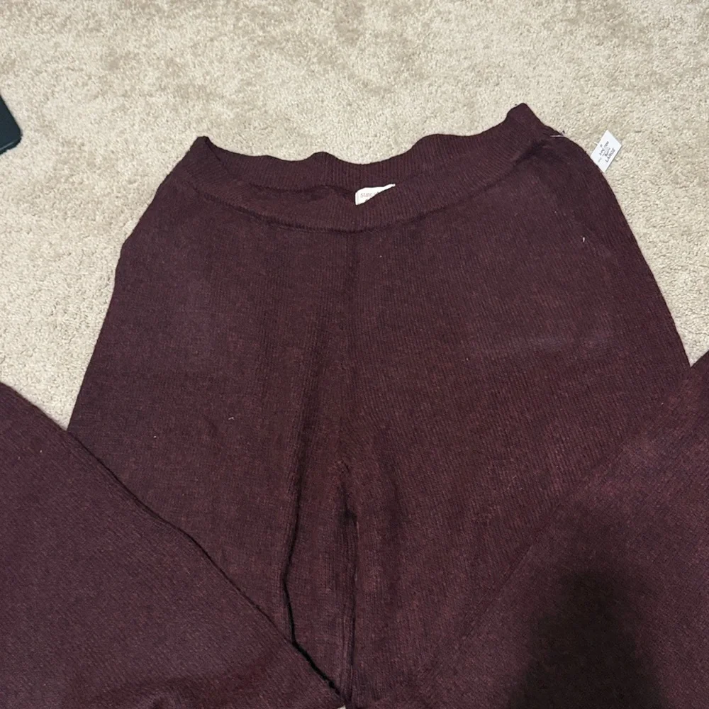 NWT Women's  State of Day burgundy Knit Lounge Set